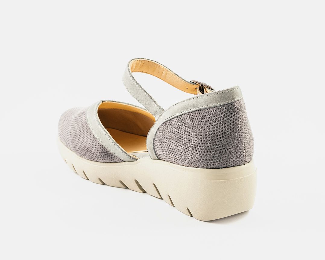 Zapato abierto de costados con combinación de pieles y cuña con plataforma en blanco Doctor Cutillas - Imagen 8
