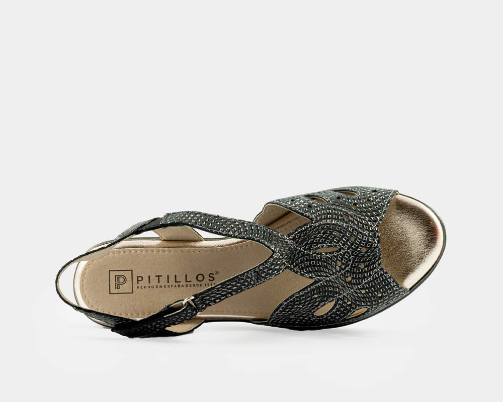 Sandalia de tiras de velcro diseño "v" Pitillos - Imagen 5