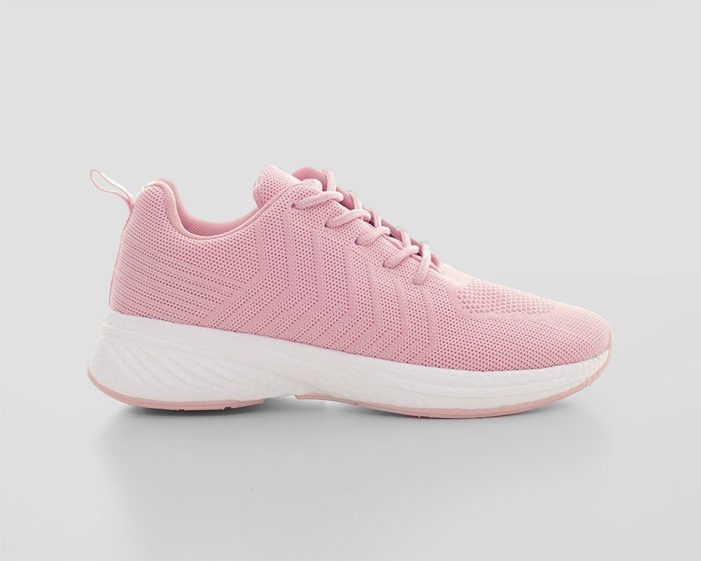zapatilla deportiva pie ancho