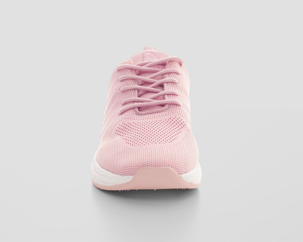 zapatilla deportiva pie ancho