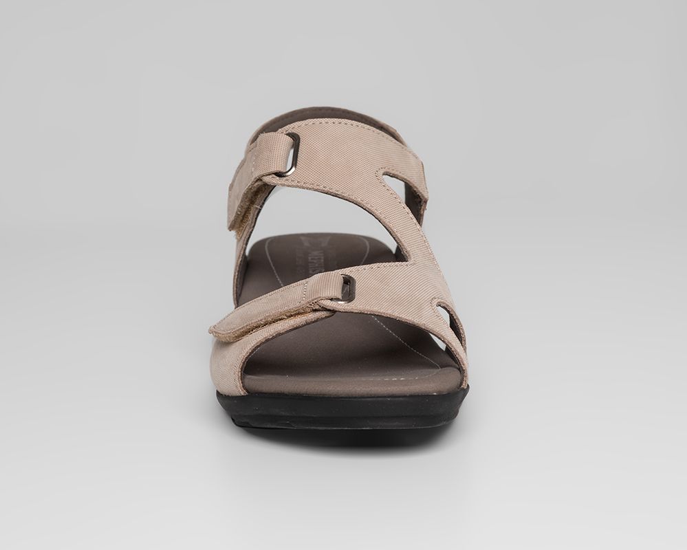 sandalia ajustable velcros