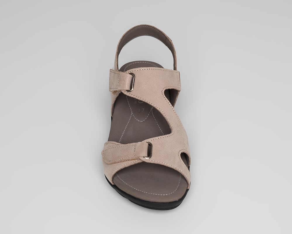 sandalia ajustable velcros