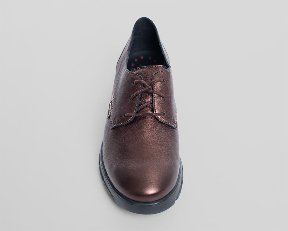 zapatos color cobre