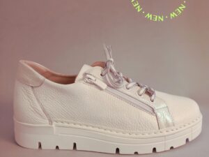 Deportivo urbano/sneaker en piel blanco y plata - Modelo 2001 BG