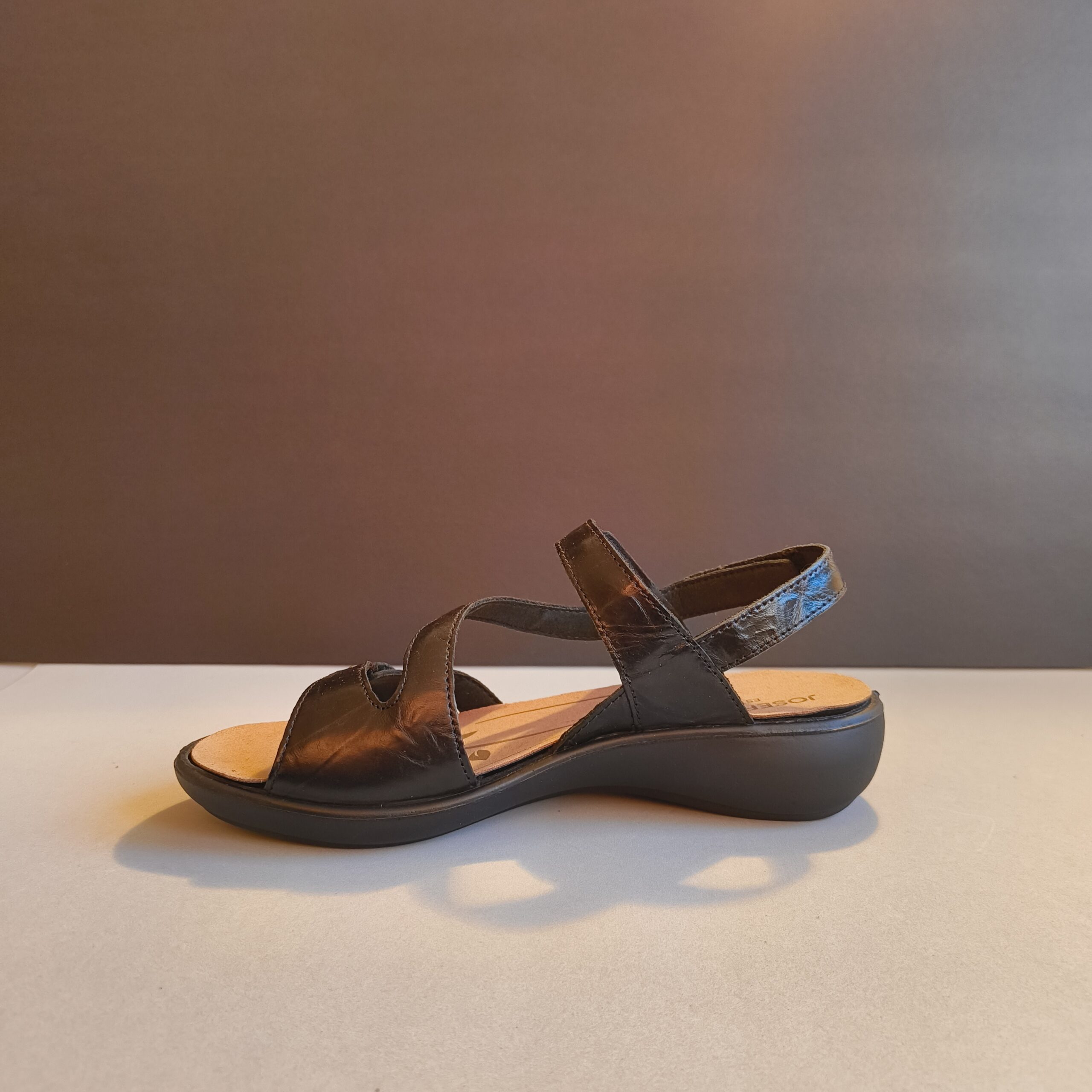 Sandalia de Señora con 4 Velcros - Modelo Visa 70 - Imagen 3