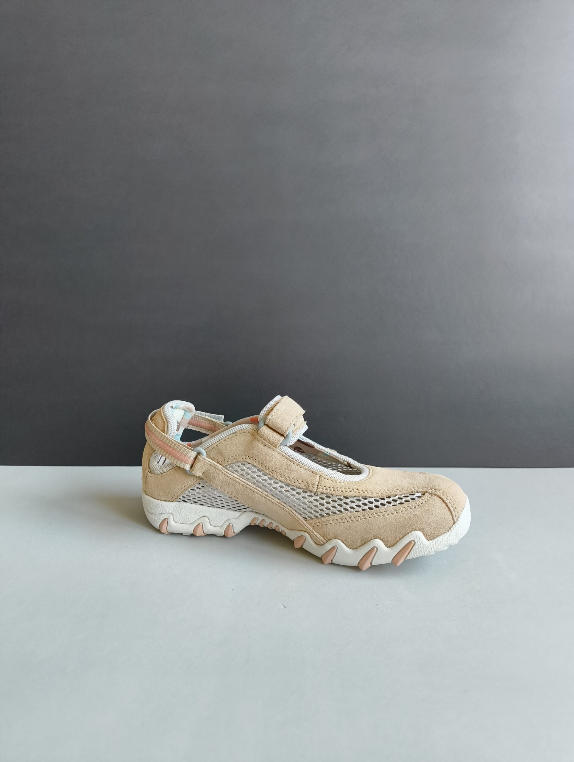 Zapato Deportivo Urbano All Rander - Modelo Niro - Imagen 3