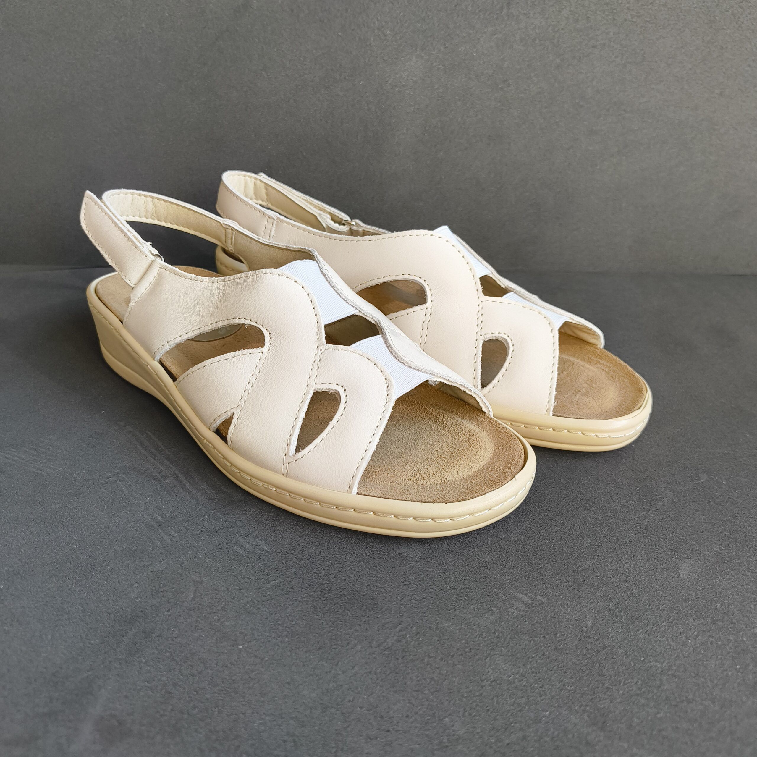 Sandalia Totevis - Modelo 6541 (Hielo/Azul Marino)