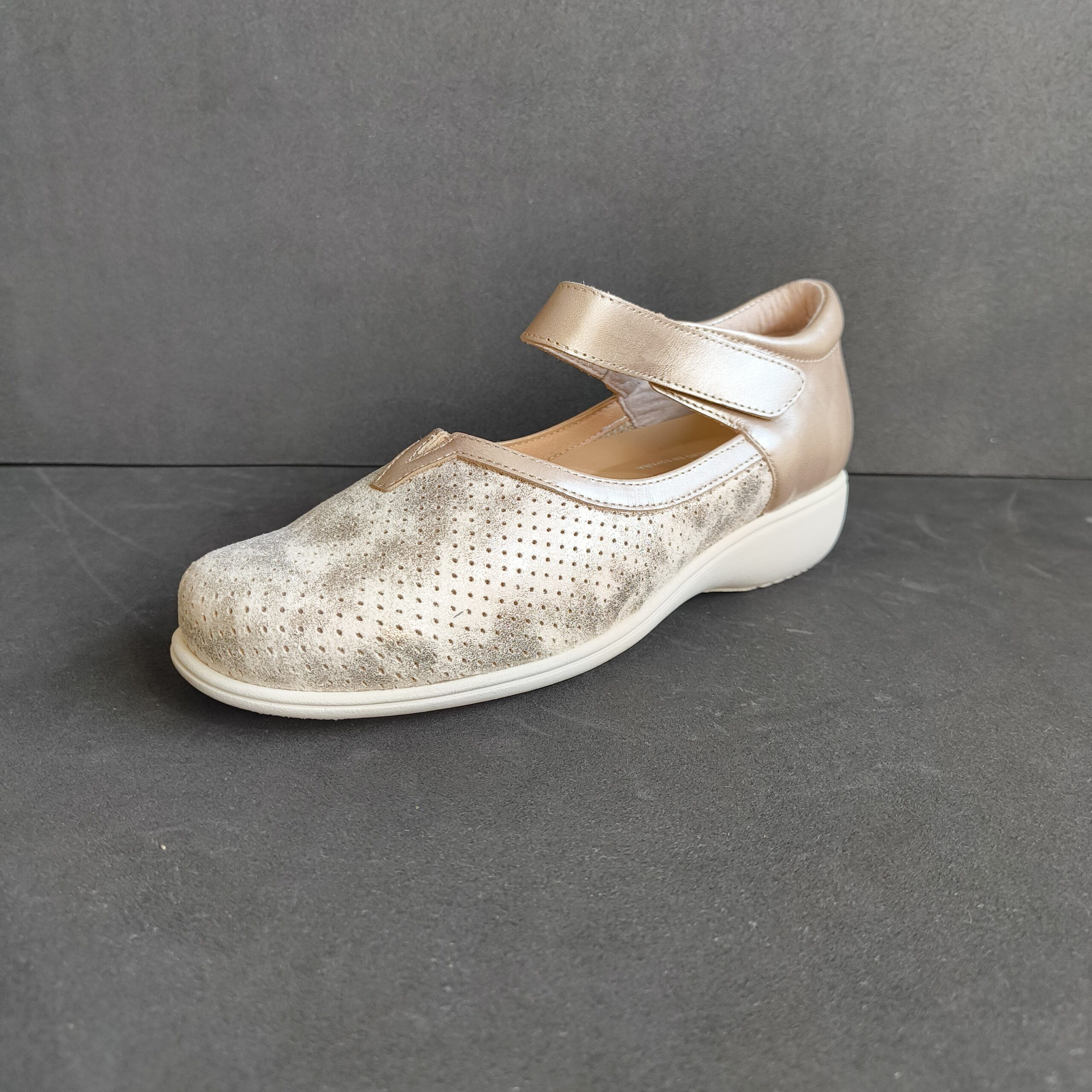 Zapato Merceditas Doctor Cutillas - Modelo 53718 (Beige Nacarado) - Imagen 4