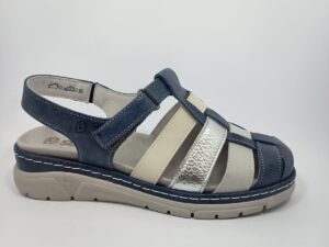 Sandalia de Puntera Cerrada con Ajuste de Velcro