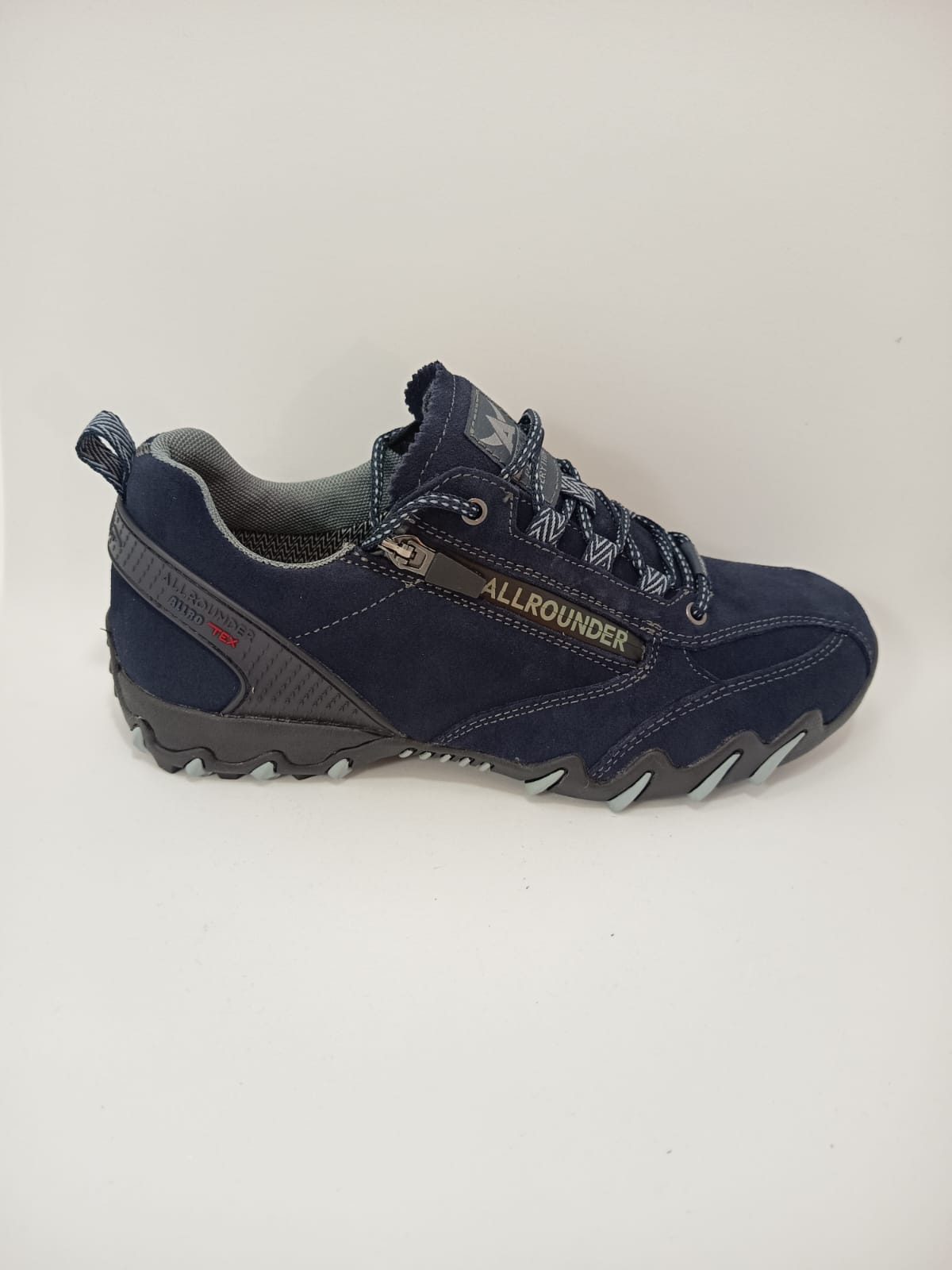 Zapatilla outdoor unisex marrón con ancho especial y cámara de aire - Imagen 4
