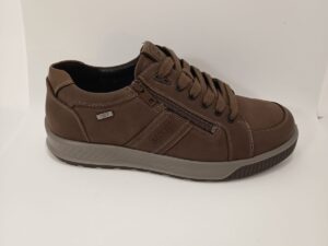 Zapatilla hombre marrón con cordones y cremallera lateral