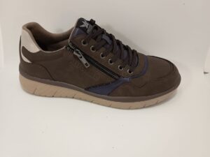 Zapatilla hombre Allrounder marrón con cremallera, ancho especial y cámara de aire